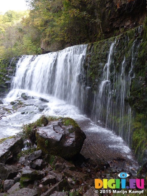 FZ023831 Sgwd y Pannwr waterfall